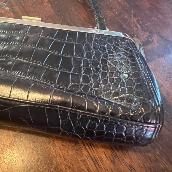 Ann Taylor Elegant Black Crocodile-Embossed Women's Bag - Picture 4 of 8
